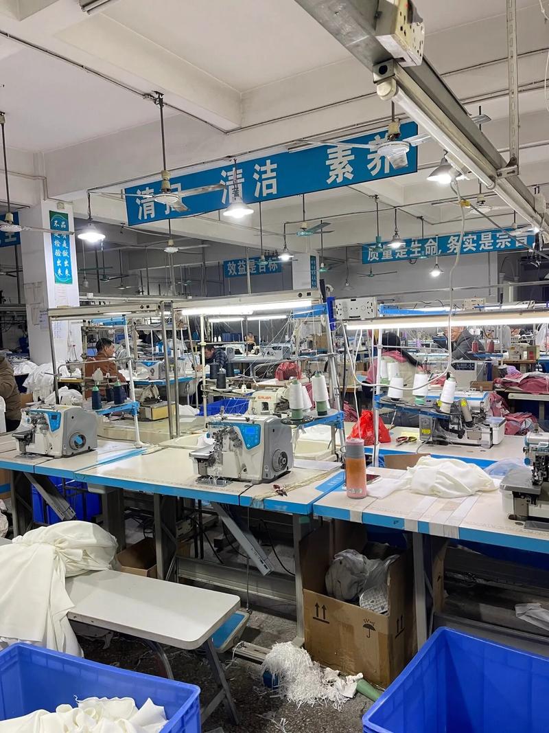 晋江服装加工厂怎么选？一文看懂服装OEM代工与贴牌加工全流程